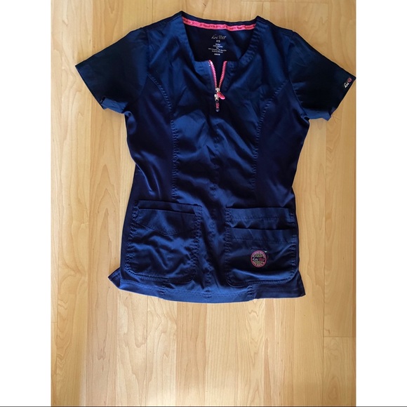 Koi Lite Scrubs - Picture 2 of 5